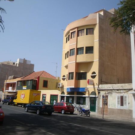 Apartamento Avenue Baltazar Lopes da Silva 45 Mindelo Exterior foto